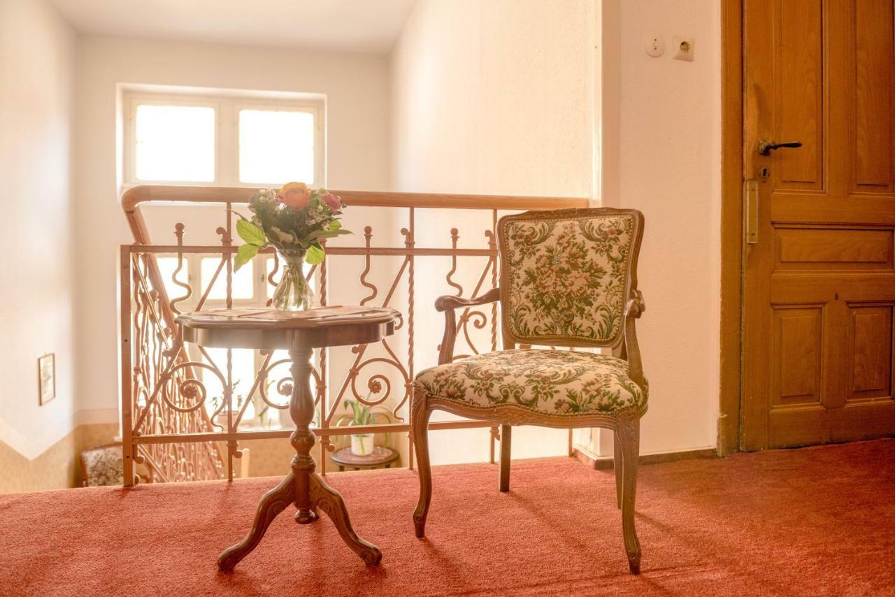 Hotel-Pension Heimburg Бад-Эльстер Экстерьер фото